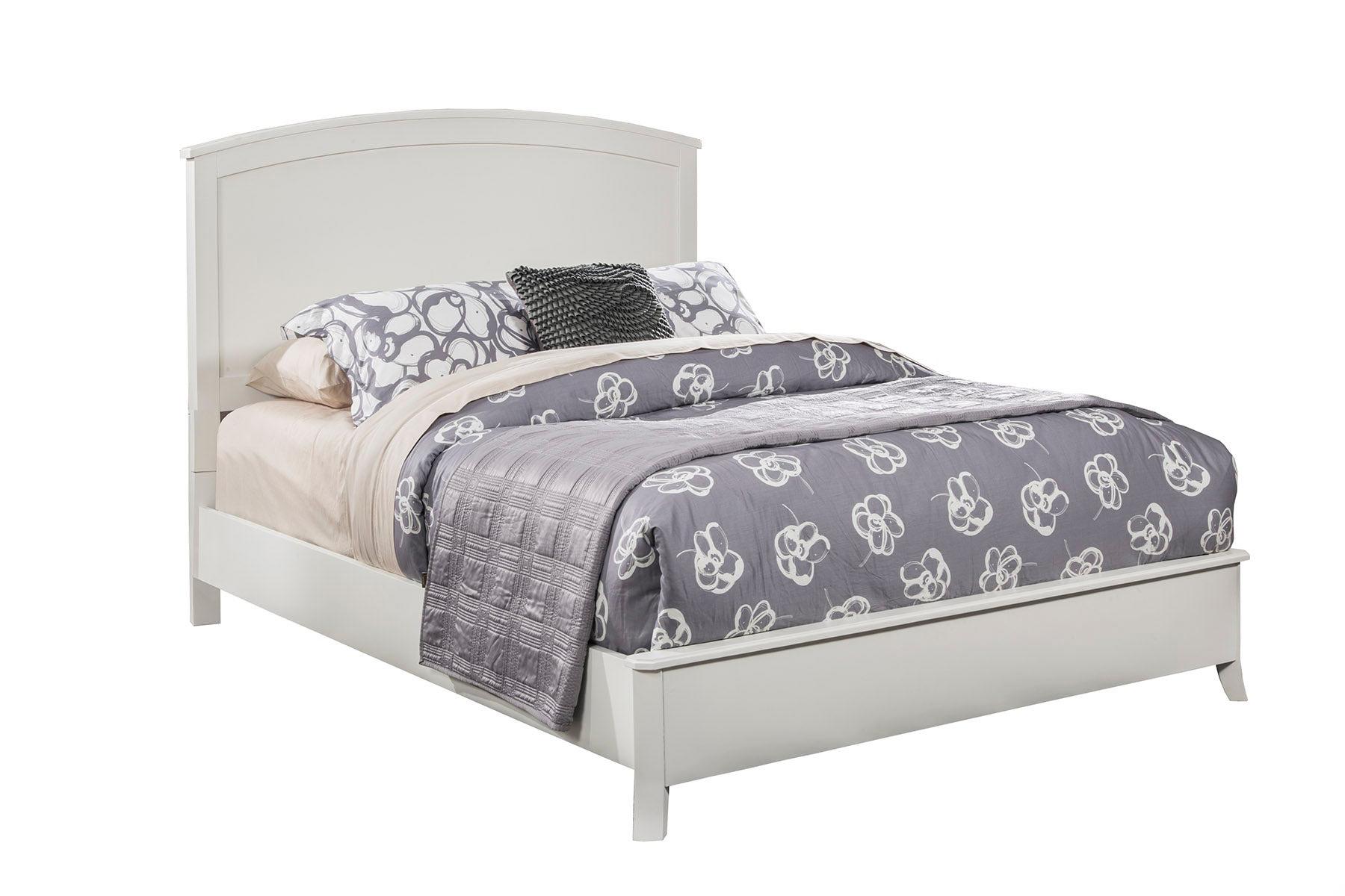 Classic, Traditional Panel Bed BAKER 977-W-01Q in White 