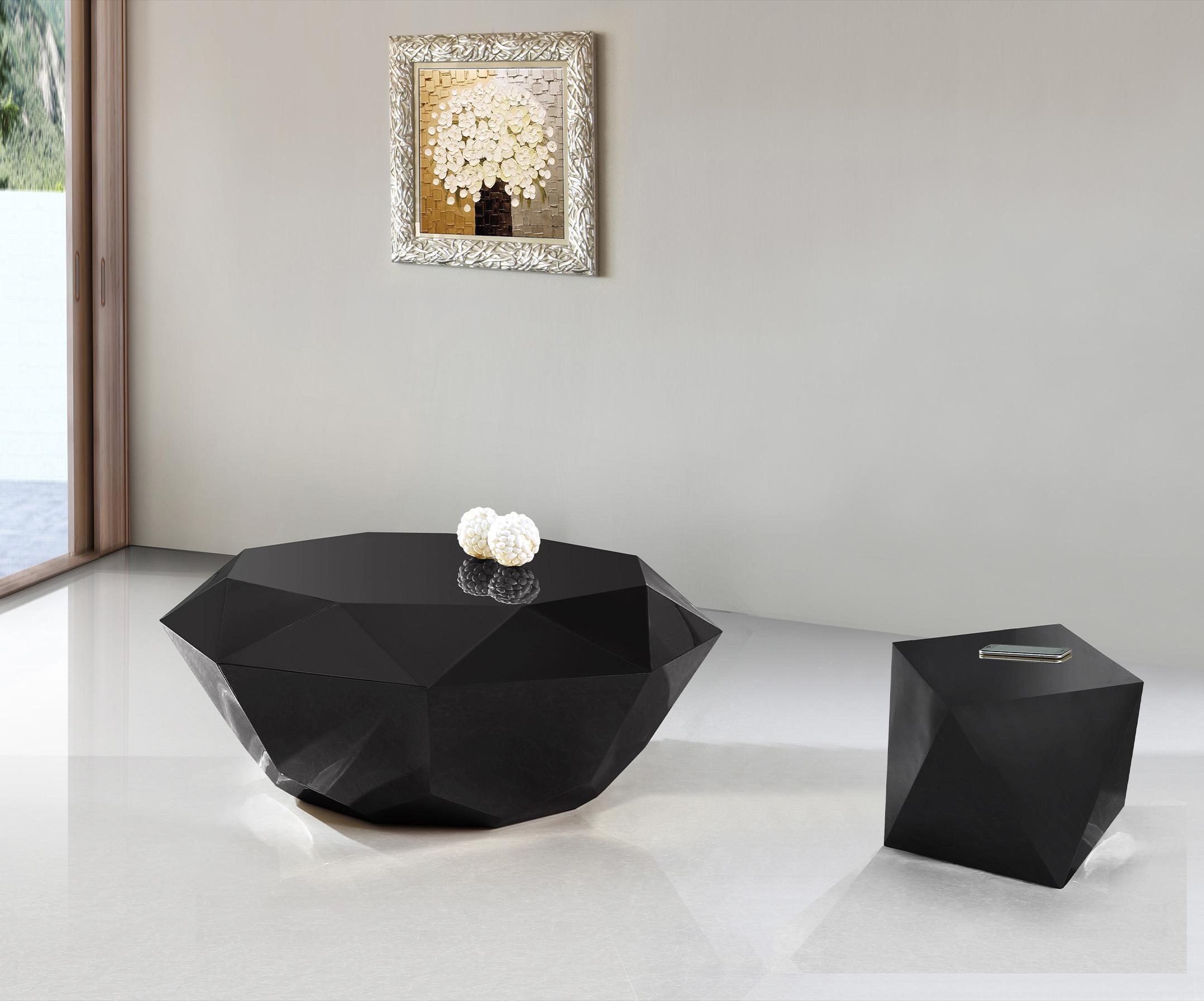 

        
Meridian Furniture Gemma 222Black-C Coffee Table Black Stainless Steel 753359801735
