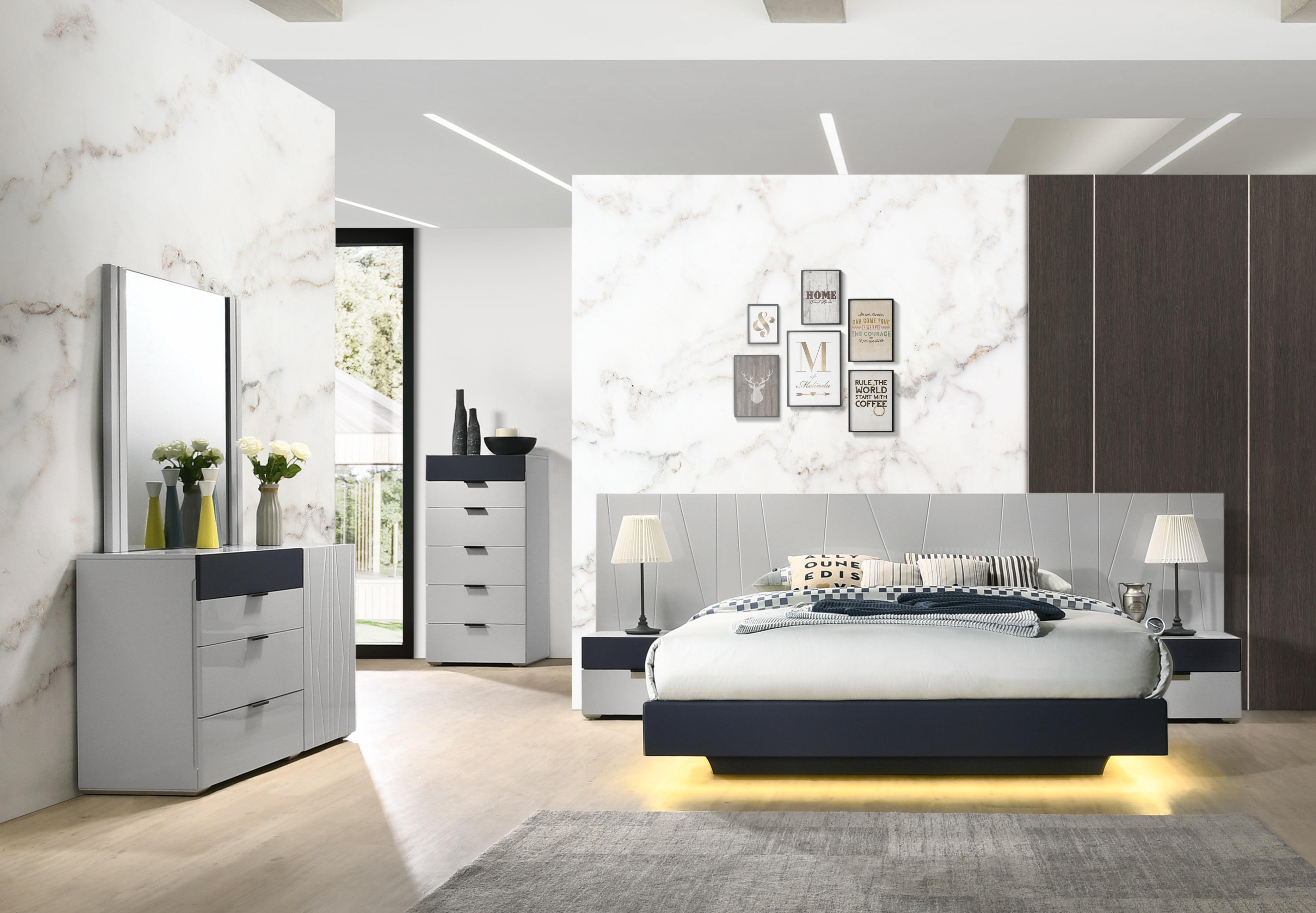 

                    
J&M Furniture Marsala Platform Bedroom Set Light Gray/Navy  Purchase 
