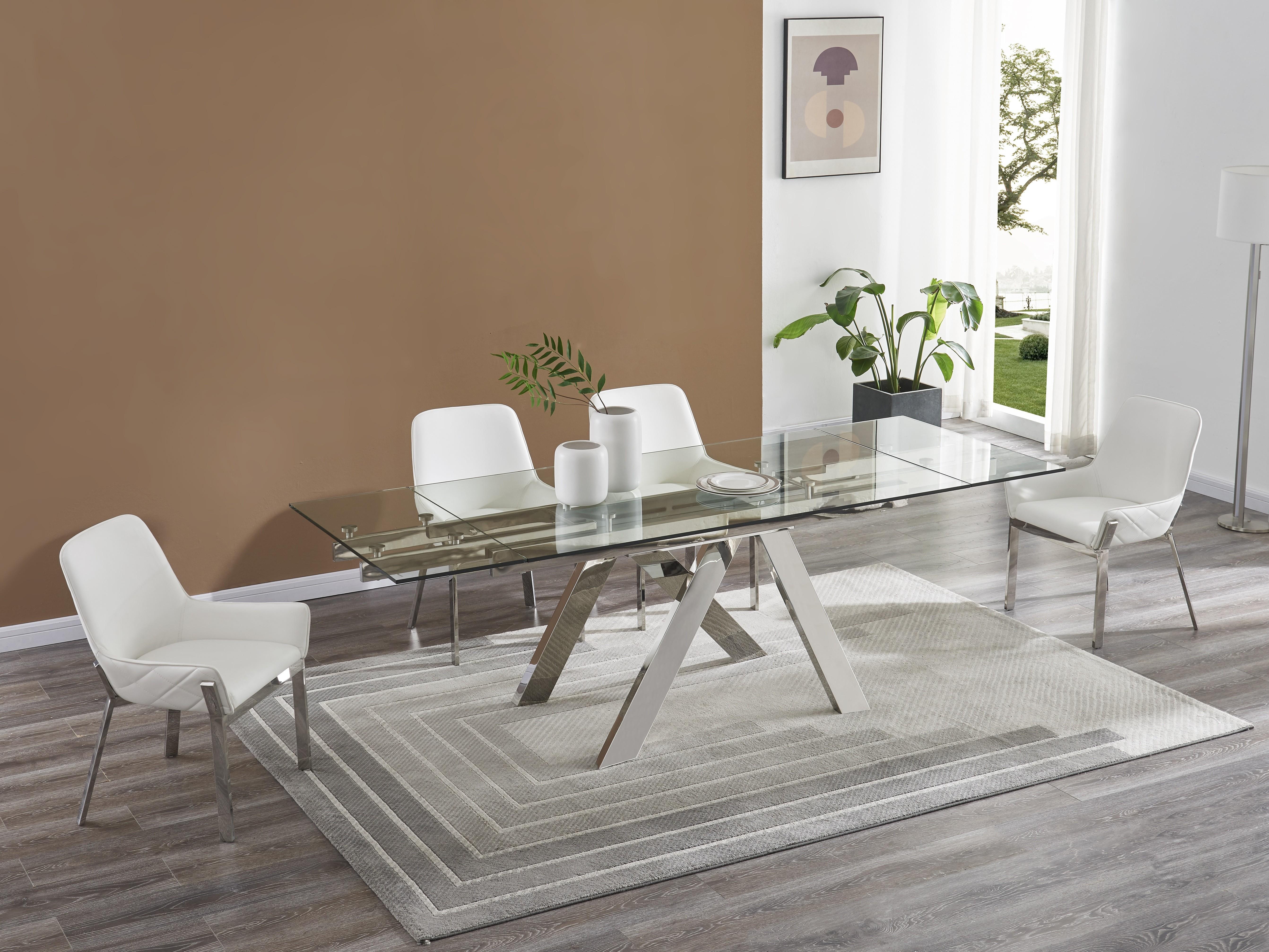 

    
17741 J&M Furniture Dining Table
