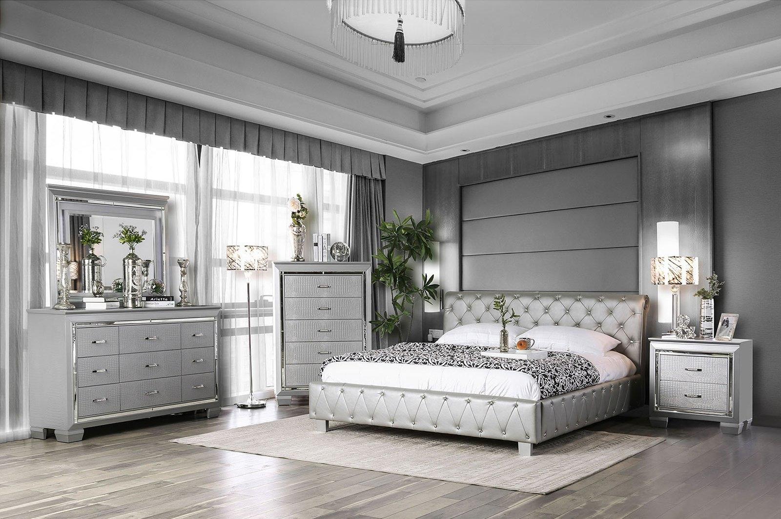 

    
Contemporary Silver Solid Wood Queen Bedroom Set 6pcs Furniture of America CM7056SV-Q Juilliard
