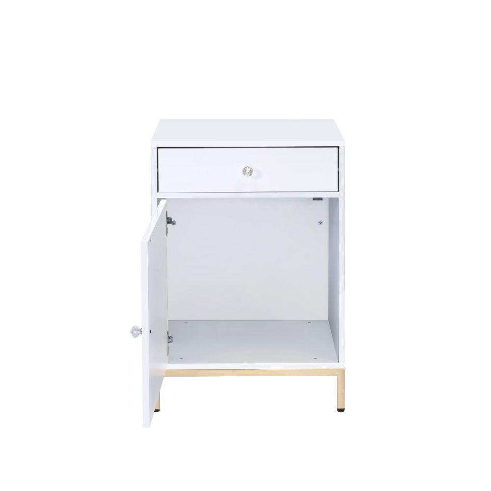 

    
92543 Acme Furniture Cabinet
