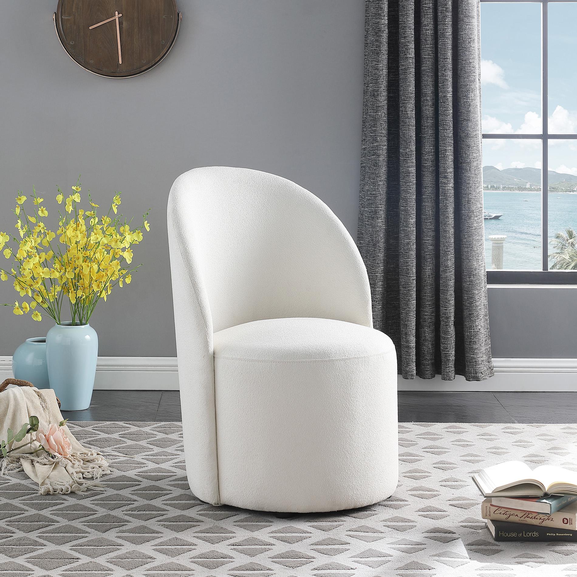 

        
Meridian Furniture HAUTELY 528Cream Dining Chair Set Cream Boucle Fabric 094308274072
