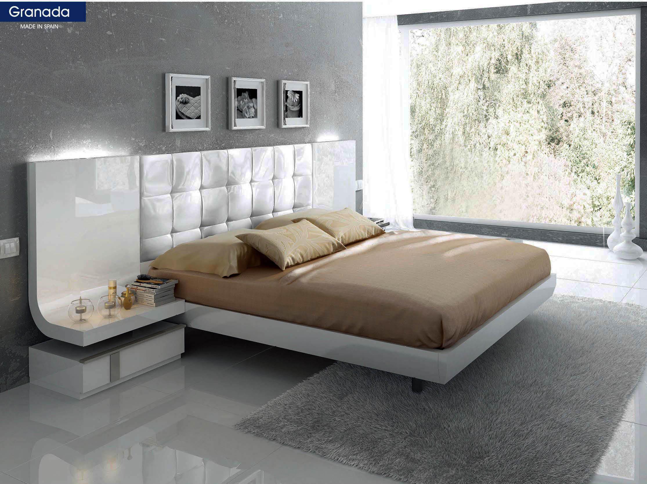 

    
Glossy White Queen Bedroom Set 3Pcs Contemporary Made in Spain ESF Granada
