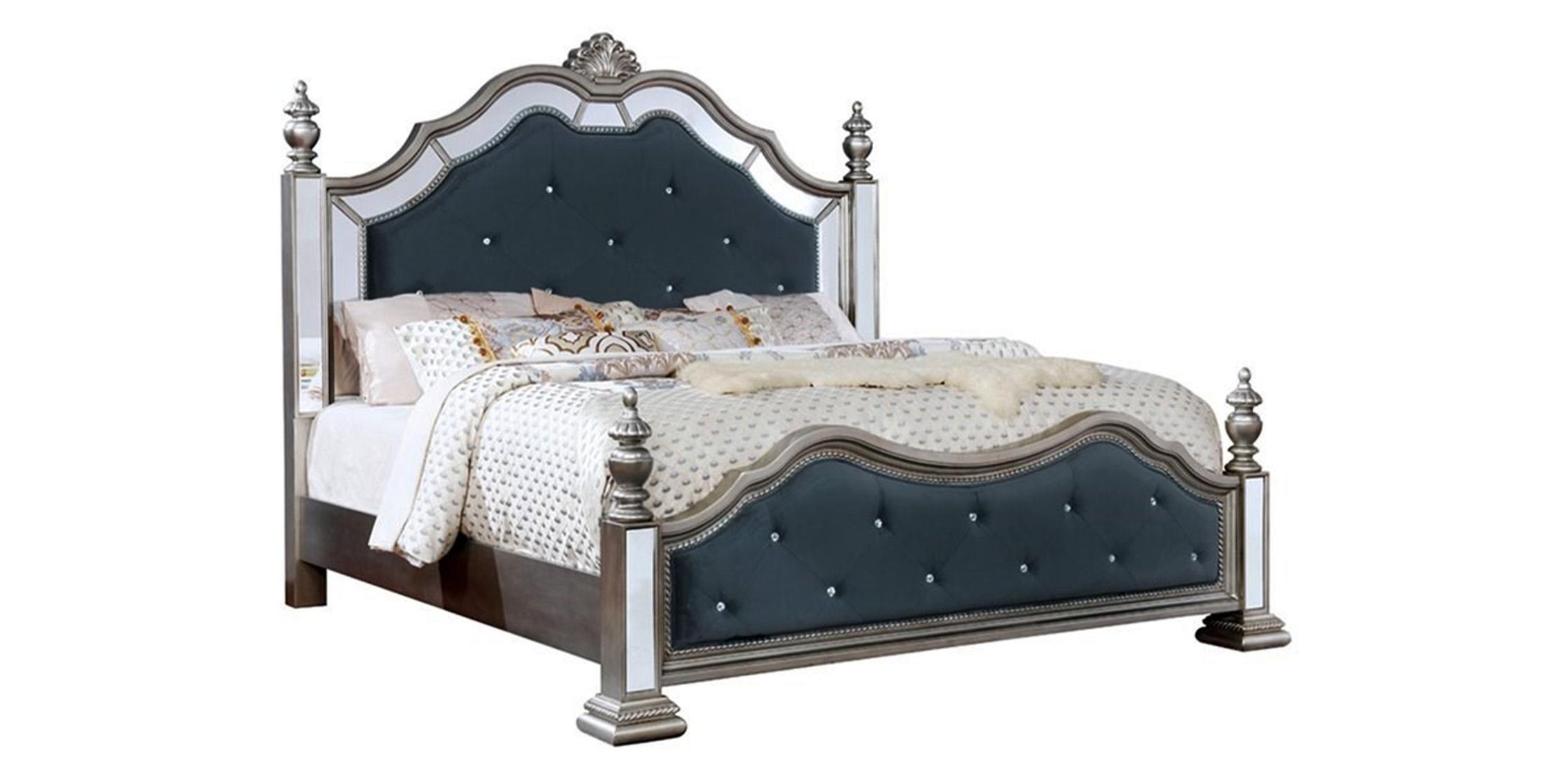 Classic, Traditional Poster Bed B1722 B1722-K in Antique White, Silver Fabric