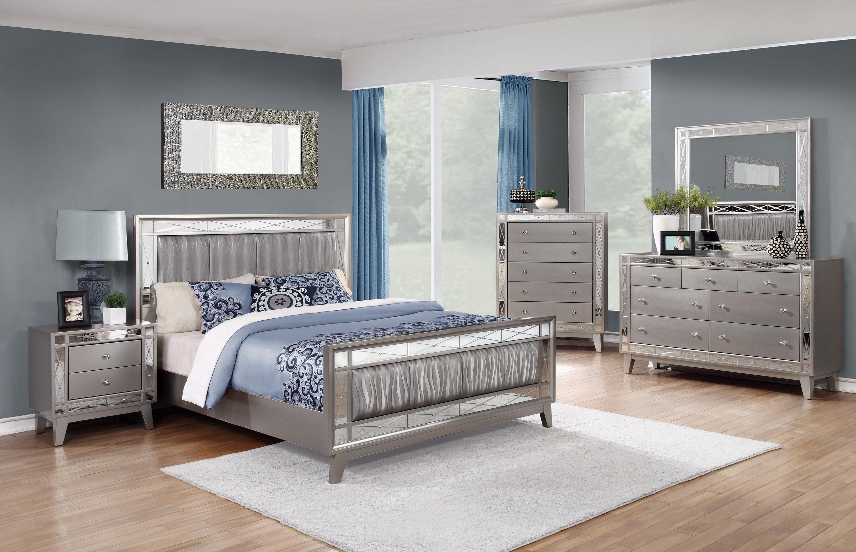 Modern Bedroom Set 204921F-3PC Leighton 204921F-3PC in Silver Leatherette