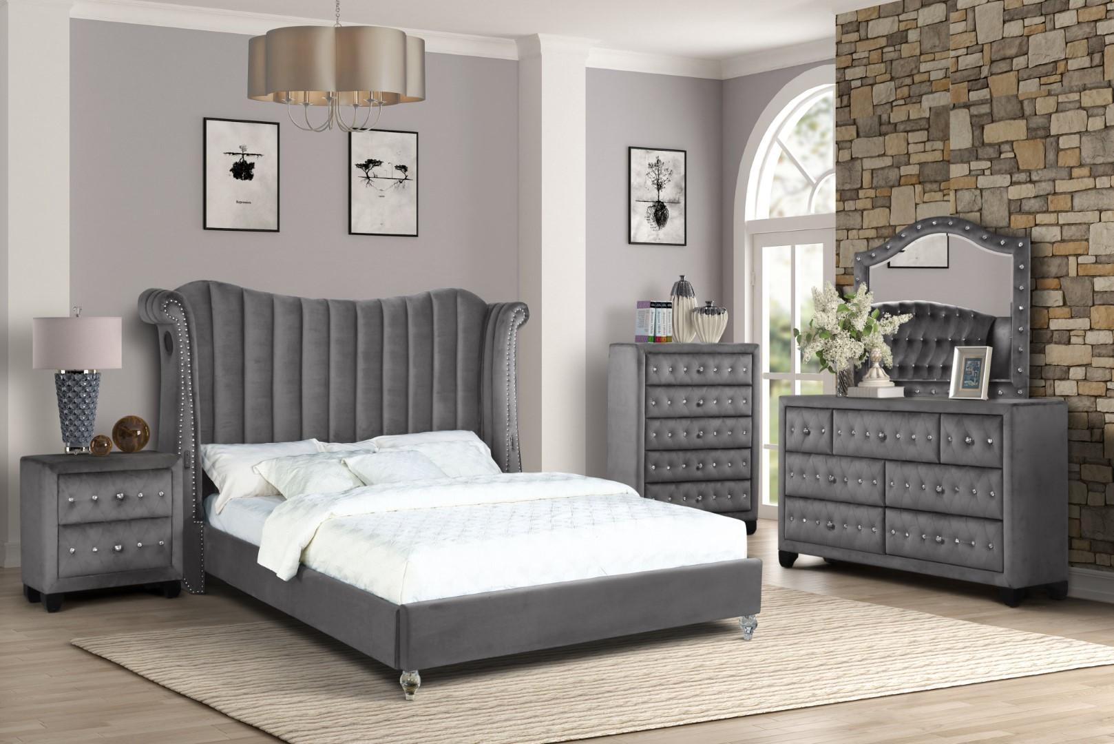 

    
Gray Velvet Tufted King Bedroom Set 4Pcs w/Vanity TULIP Galaxy Home Contemporary
