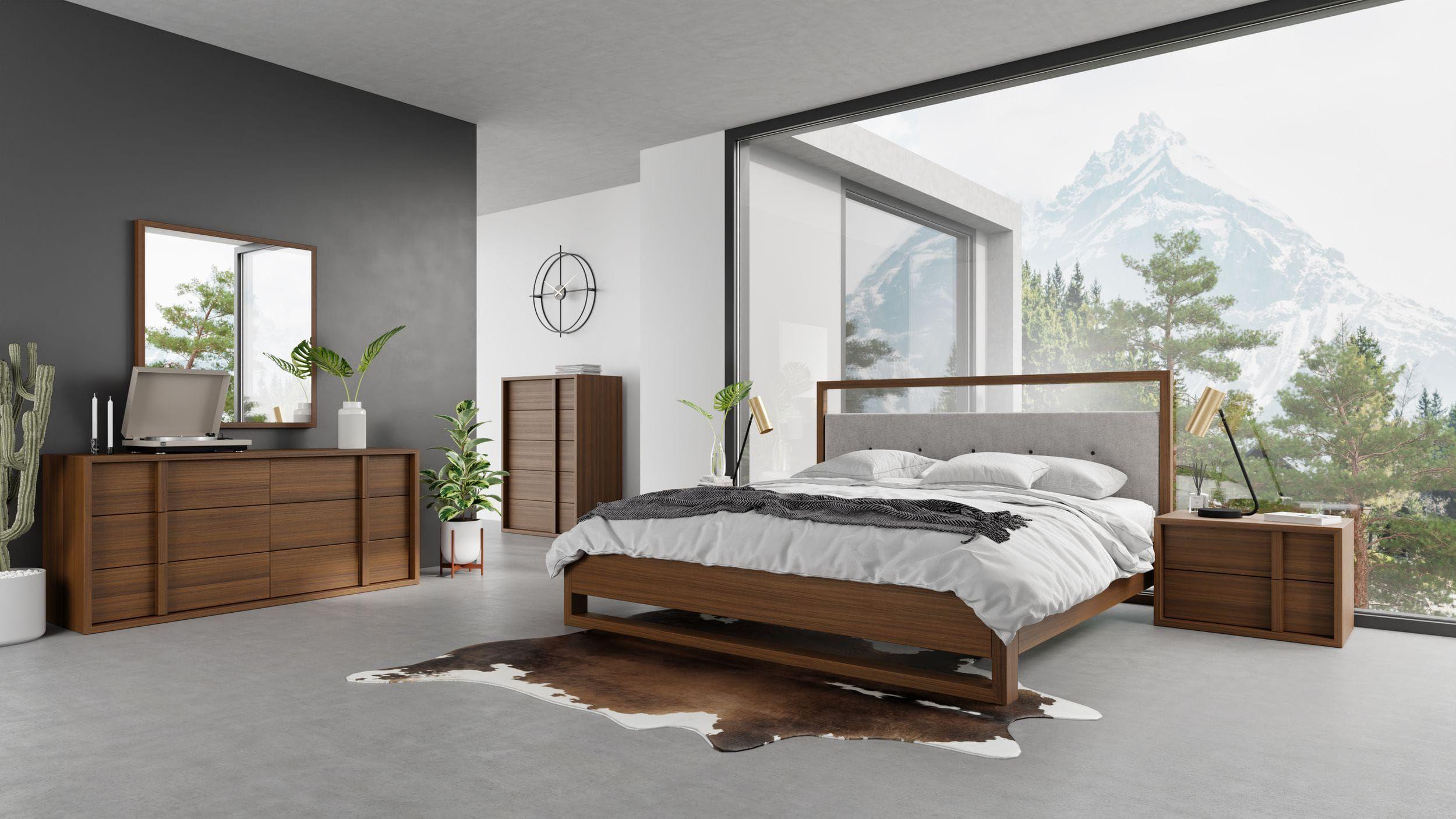 

    
Grey Fabric & Walnut Veneer CAL King Panel Bedroom Set 5Pcs by VIG Nova Domus Falcor
