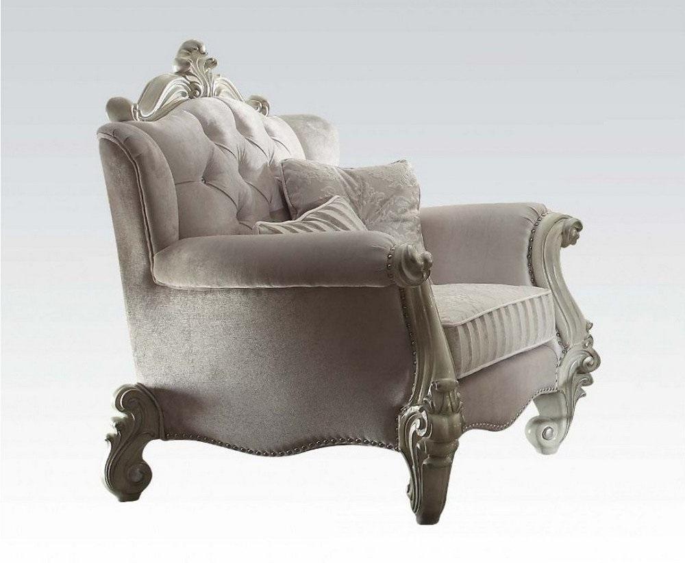 

    
Ivory Velvet & Bone White Armchair Vintage Traditional Versailles 52107 Acme
