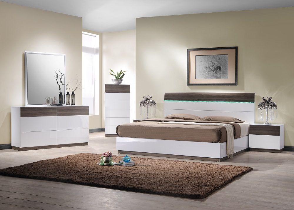 Contemporary Platform Bedroom Set Sanremo B SKU18023-EK-Set-3 in Walnut, White 