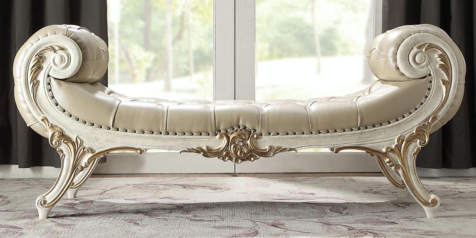 

    
Luxury Tufted Bench  White Carved Wood Traditional Homey Design HD-8030
