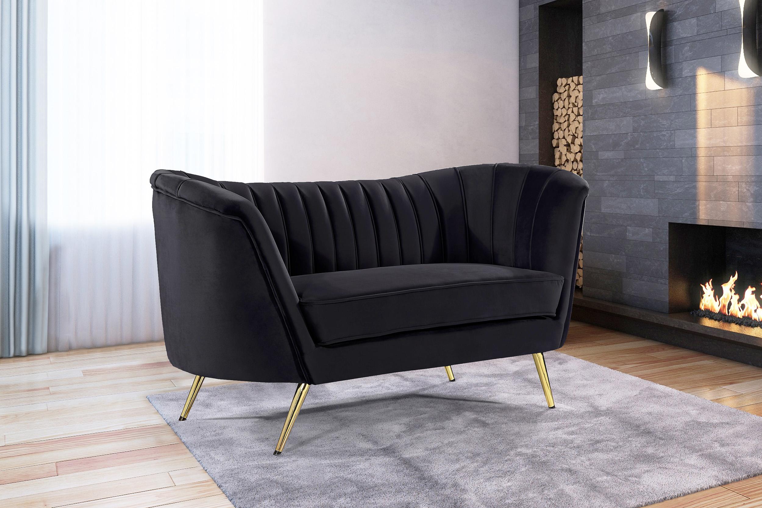 

    
622Black-S-Set-2 Meridian Furniture Sofa Set
