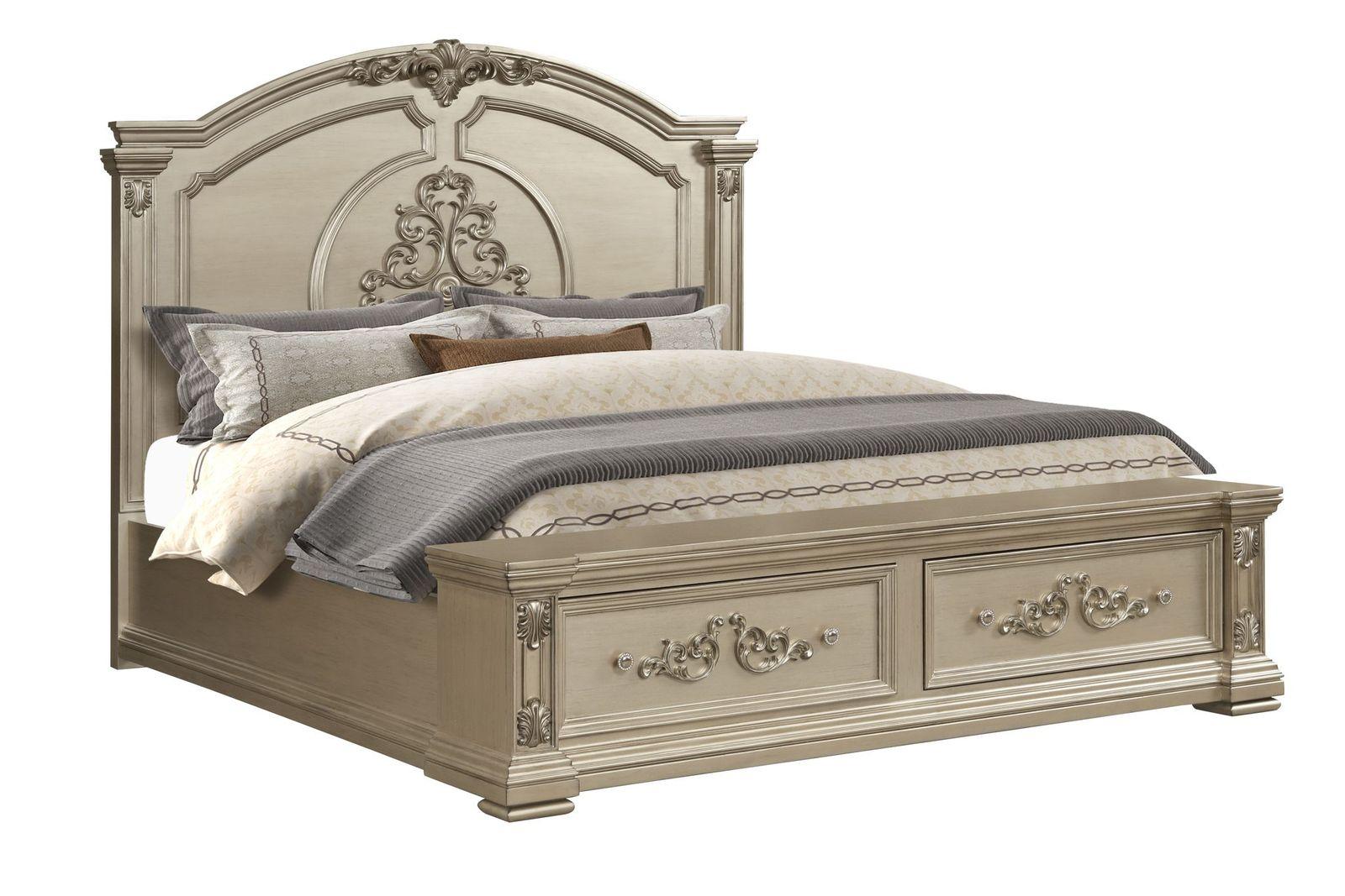 

    
Metallic beige finished Queen Bedroom Set 3Pcs Transitional Cosmos Furniture Alicia
