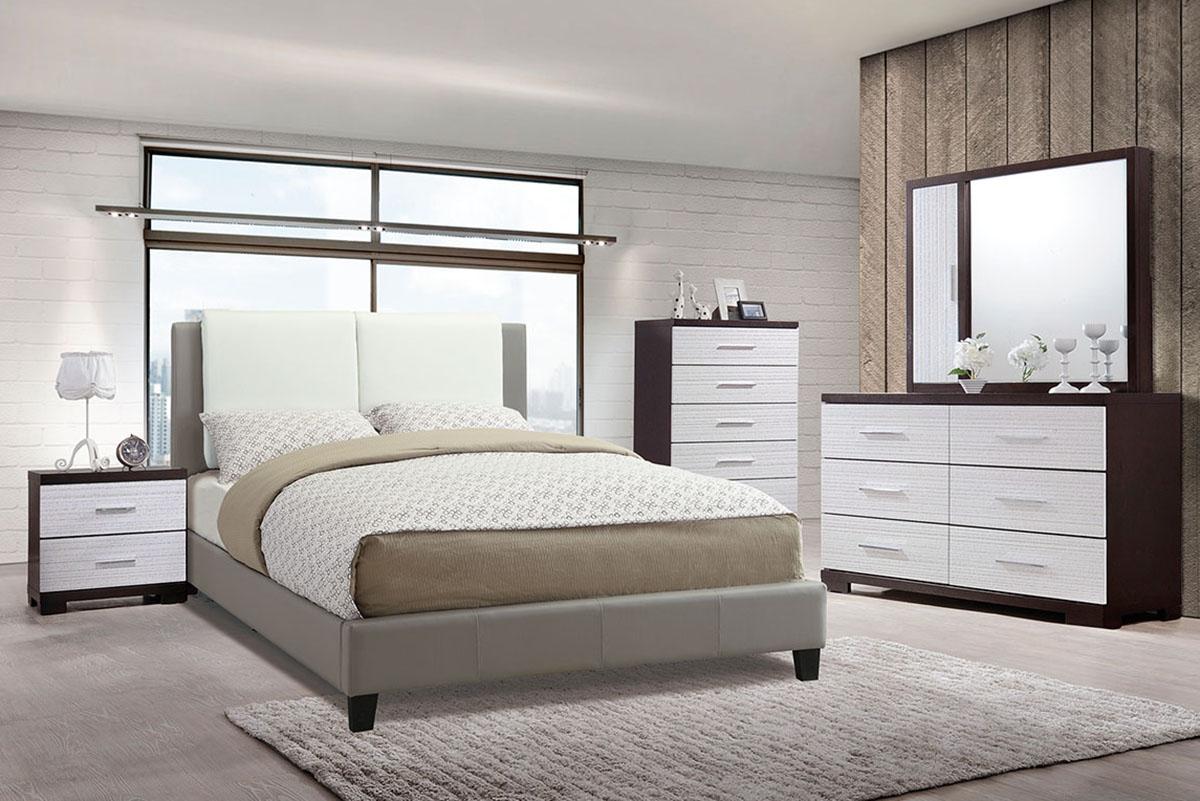 

    
Gray Faux Leather Calif. King Bed F9337 Poundex Modern
