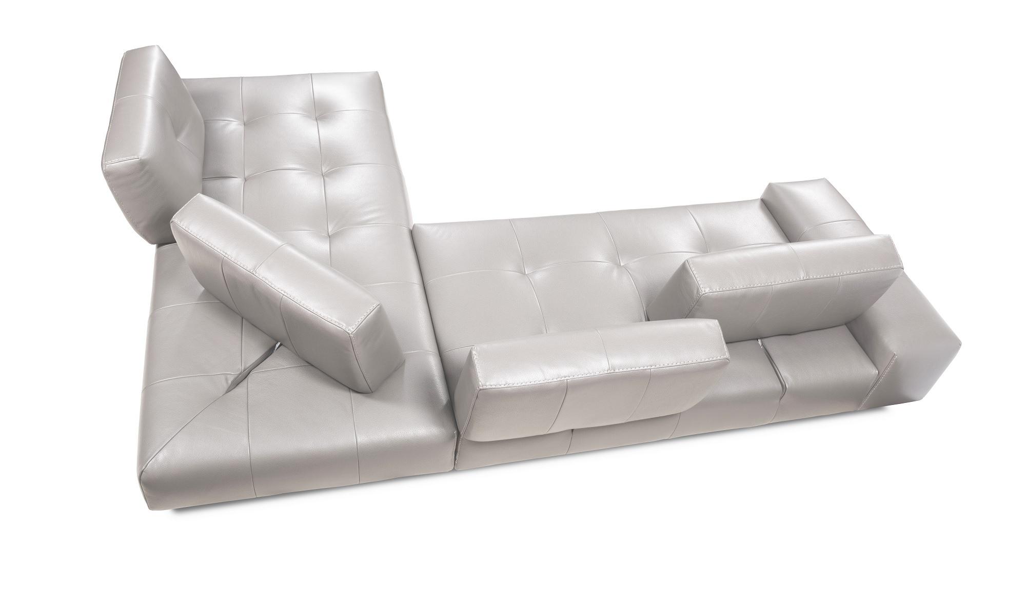 

    
Sectional Sofa Light Gray Genuine Leather RHC Made in Italy J&M Furniture I763
