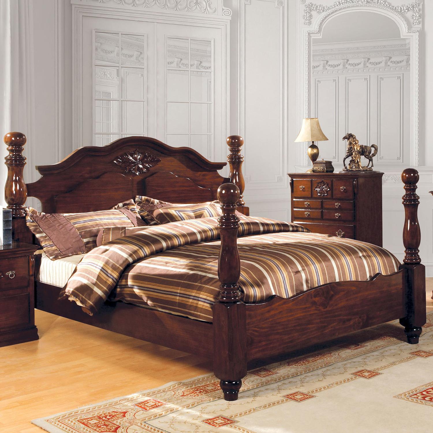 Traditional Poster Bed CM7571-Q Tuscan CM7571-Q in Cherry 