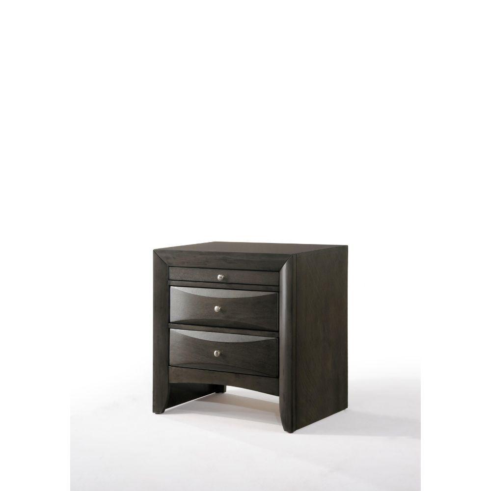 

    
22710F-3pcs Transitional Gray Oak Wood Full 3PCS Bedroom Set w/ Storage by Acme Ireland 22710F-3pcs
