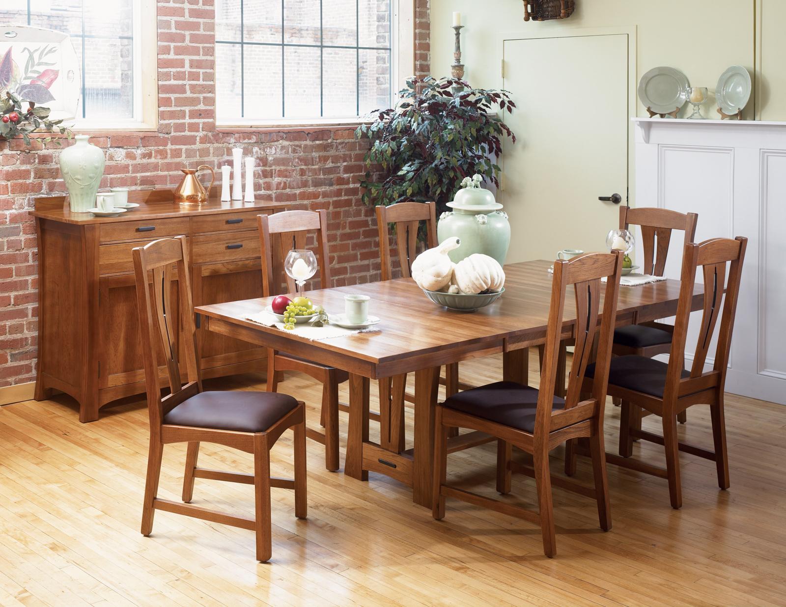 Rustic Dining Table Cattail Bungalow CATAM6300 in Amber 