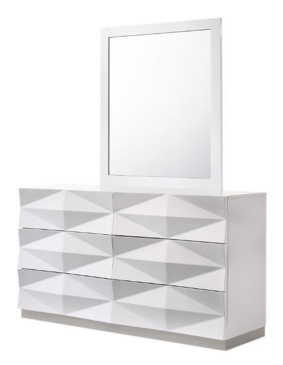 

    
White Dresser With Mirror Contemporary J&M Furniture Verona
