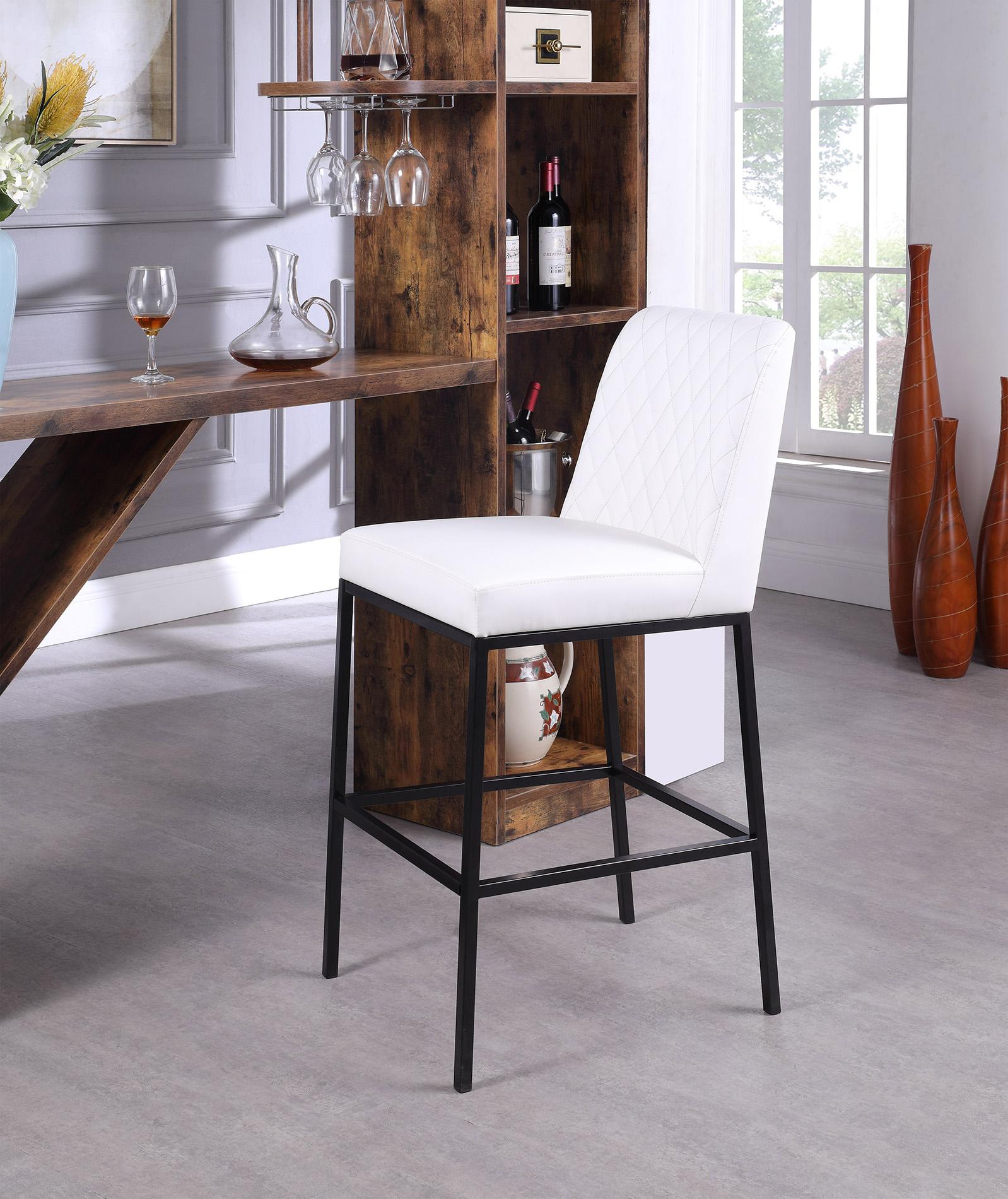 

    
White Faux Leather Bar Stool Set 2Pcs BRYCE 919White Meridian Contemporary
