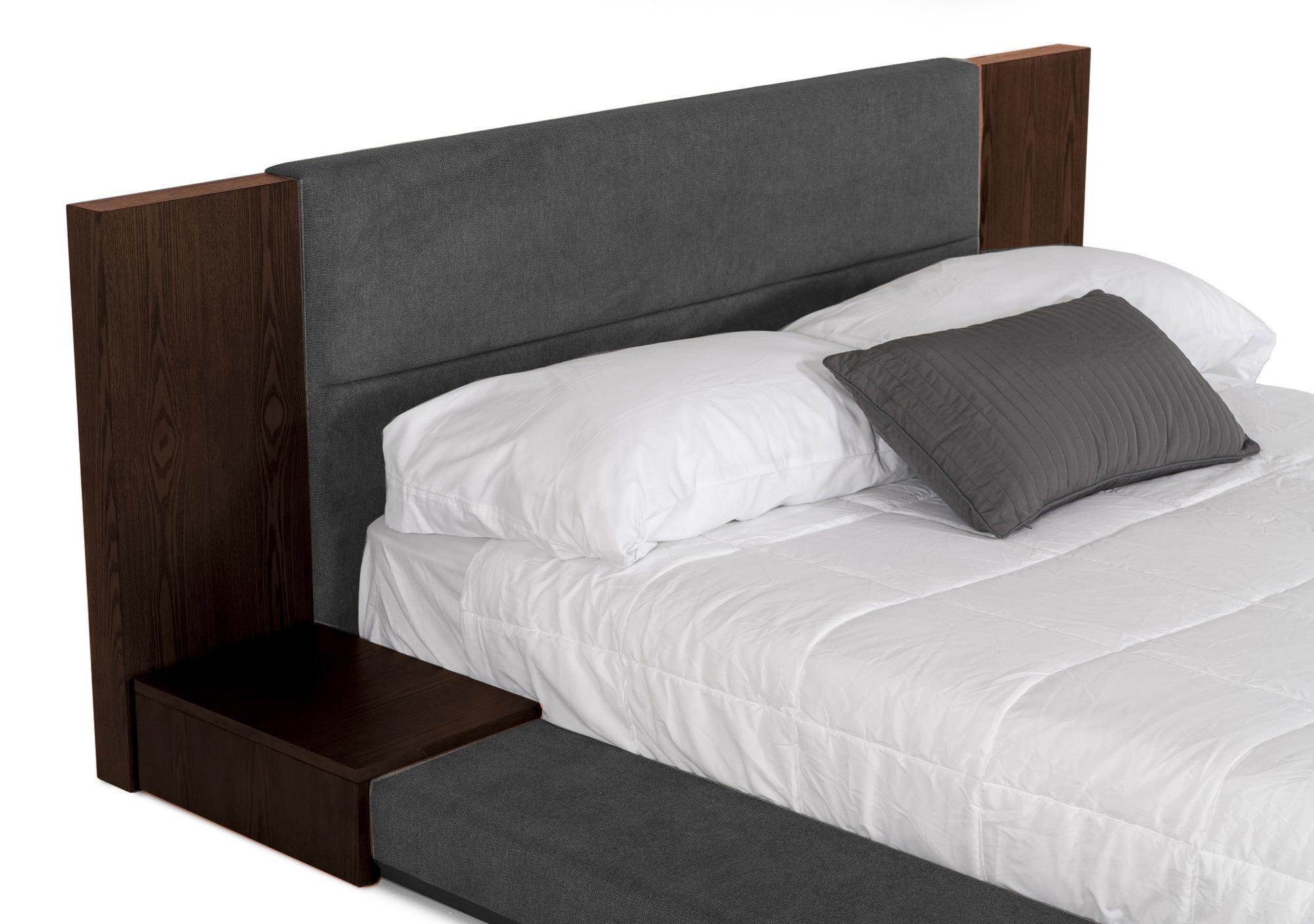 

                    
VIG Furniture Jagger Platform Bedroom Set Brown Fabric Purchase 
