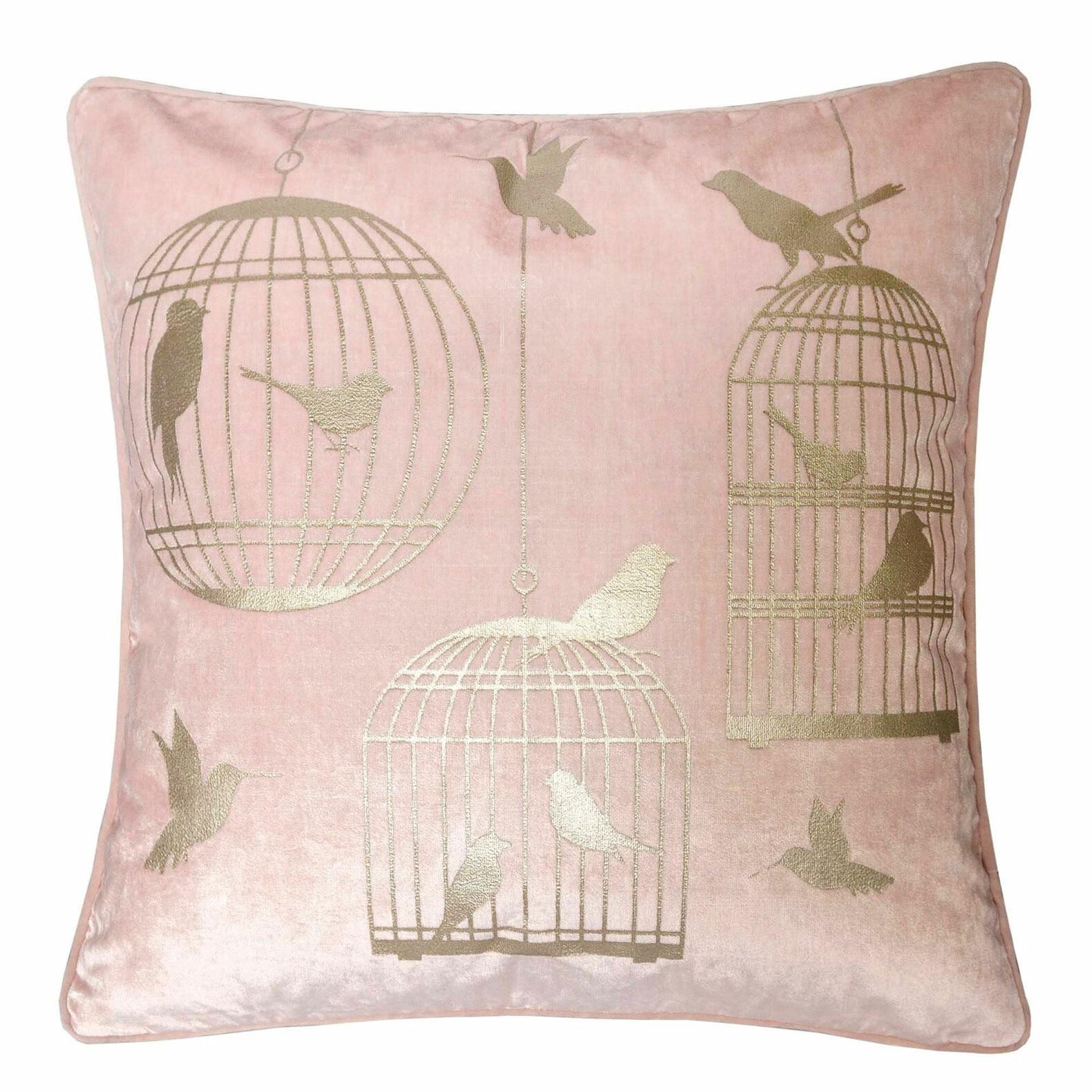 

    
Transitional Light Pink Polyester Velvet Accent Pillows Set 2pcs Furniture of America PL8047-2PK Rina

